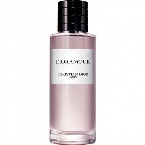 Dioramour